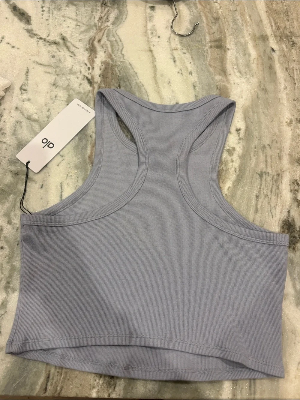 ALO NWT Aspire Tank Winter Frost/White Size Medium - Picture 6 of 6